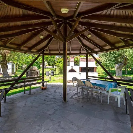 αρμονία - ιδανικό σπίτι για διακοπές στην Semesterbostad Siviri